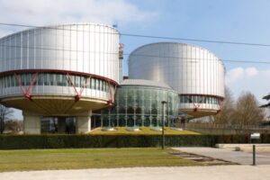 ЕСПЧ приостановит все жалобы против России