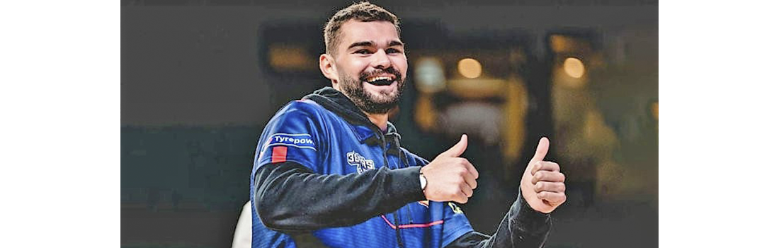 Камин-аут Айзека Хамфриса: «…Я принимаю решение быть самим собой»