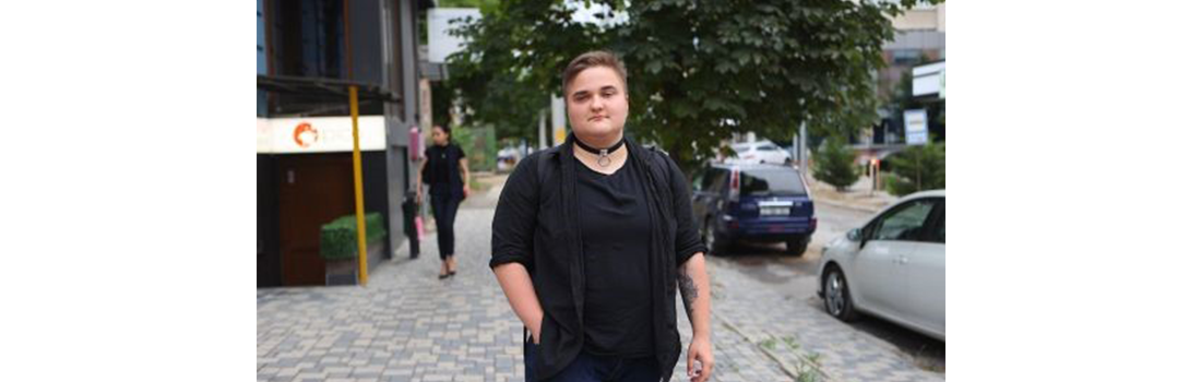 ‘I wanted to resume my transition at all costs.’ Trans Ukrainians uprooted by war struggle to continue treatment